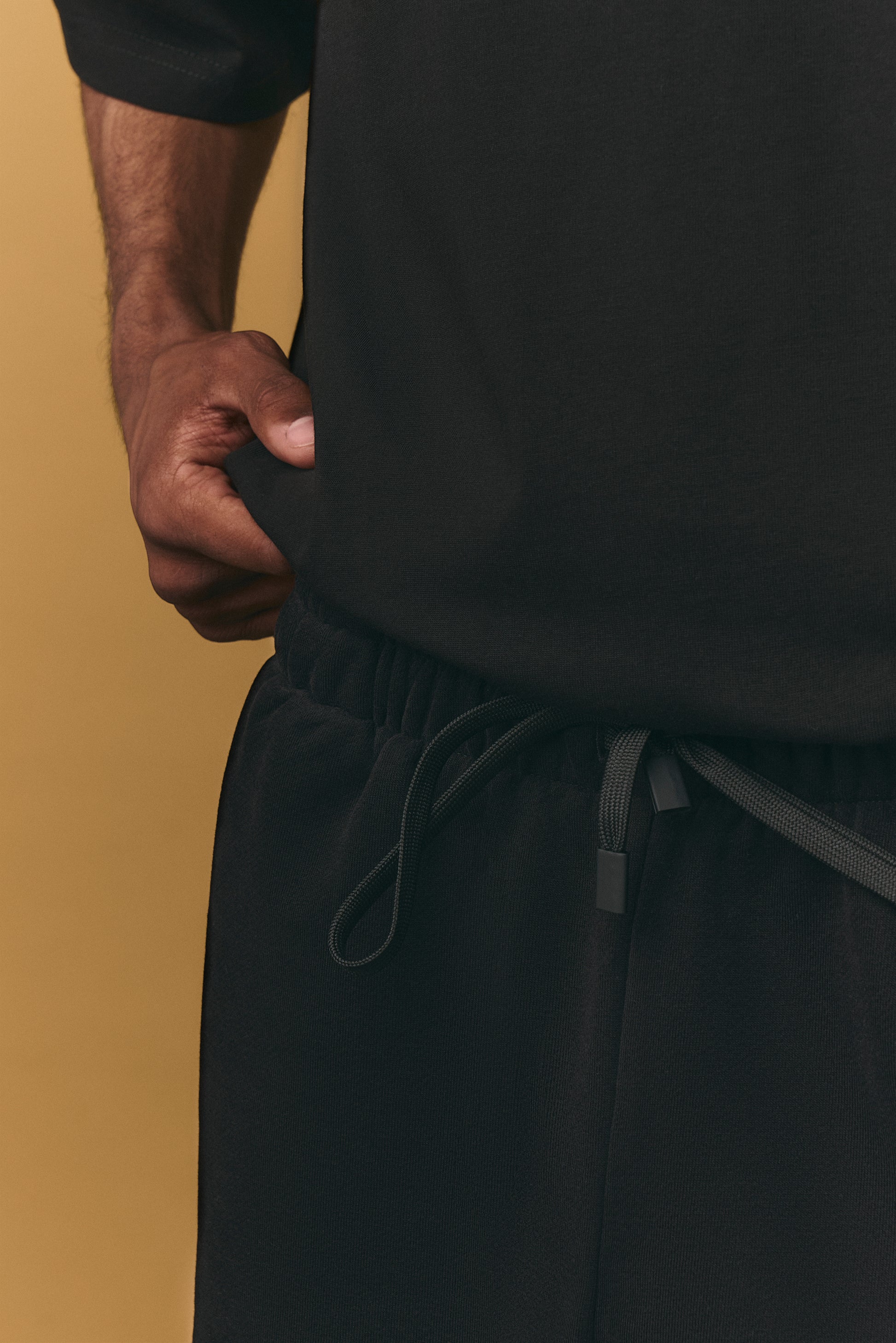 Boxy Fit Shorts - Jet Black (Unisex)